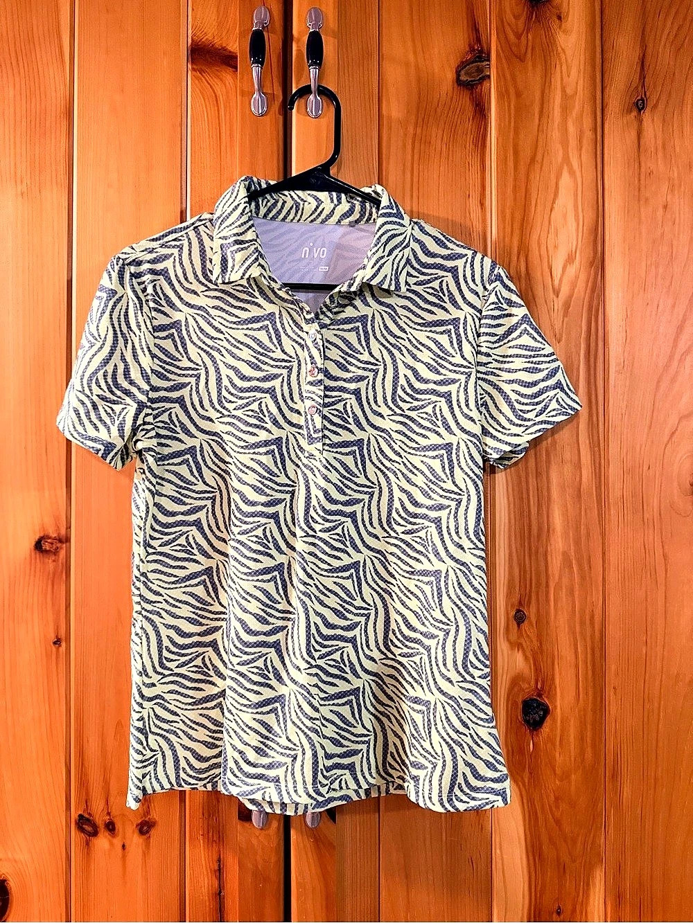 Nivo Zebra Print Button Down Shirt Green Medium Like New